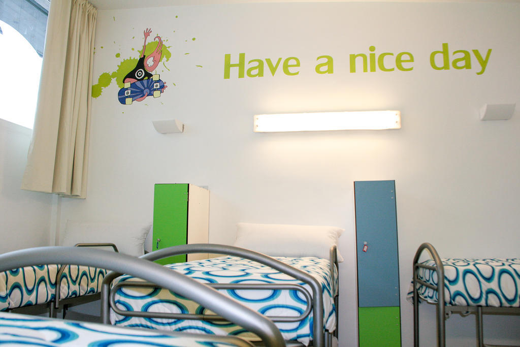 Mundaka Hostel & Sports Cafe Екстер'єр фото